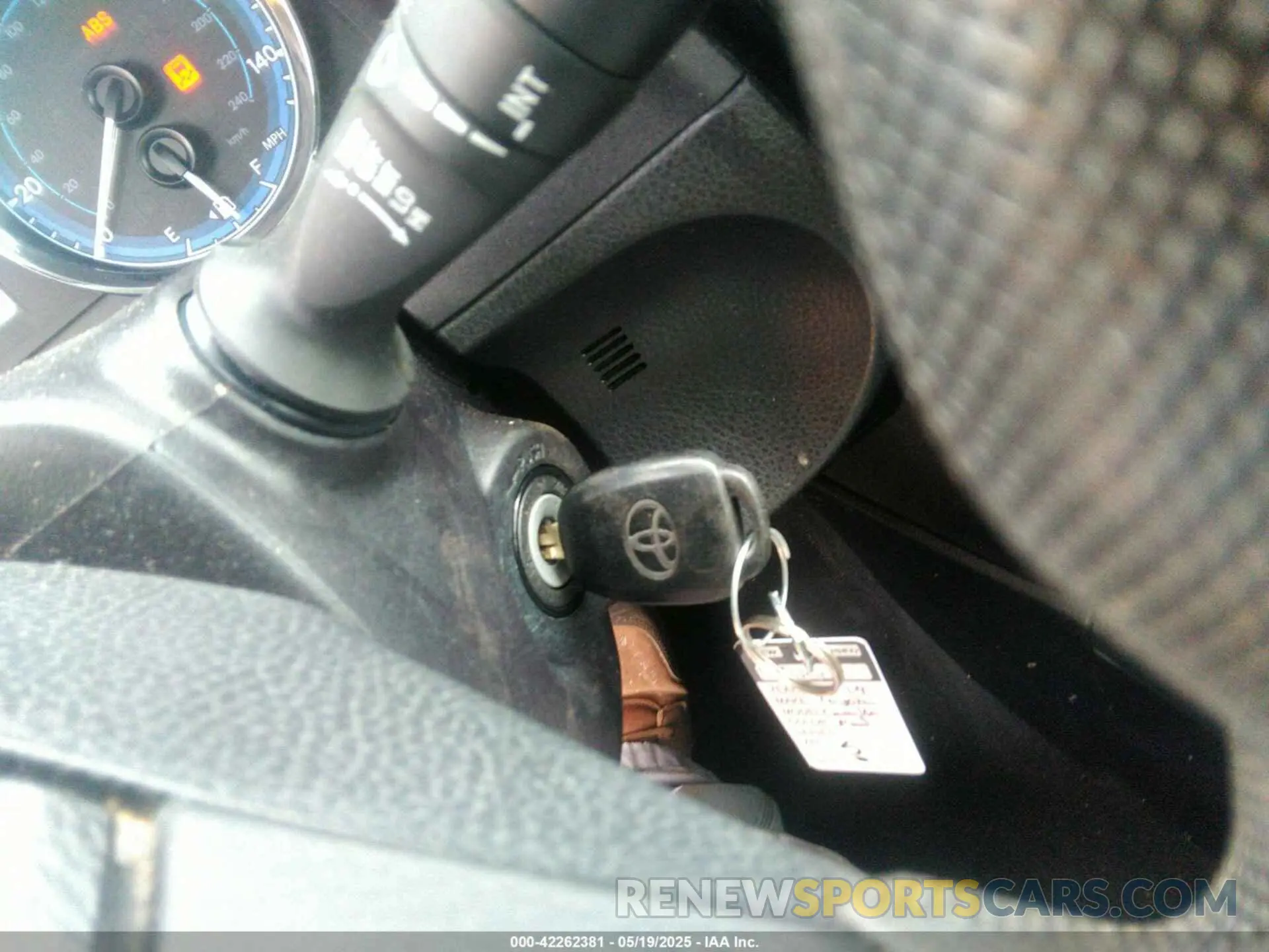 11 fotografías del automóvil dañado 2T1BURHE0KC212830 TOYOTA COROLLA 2019