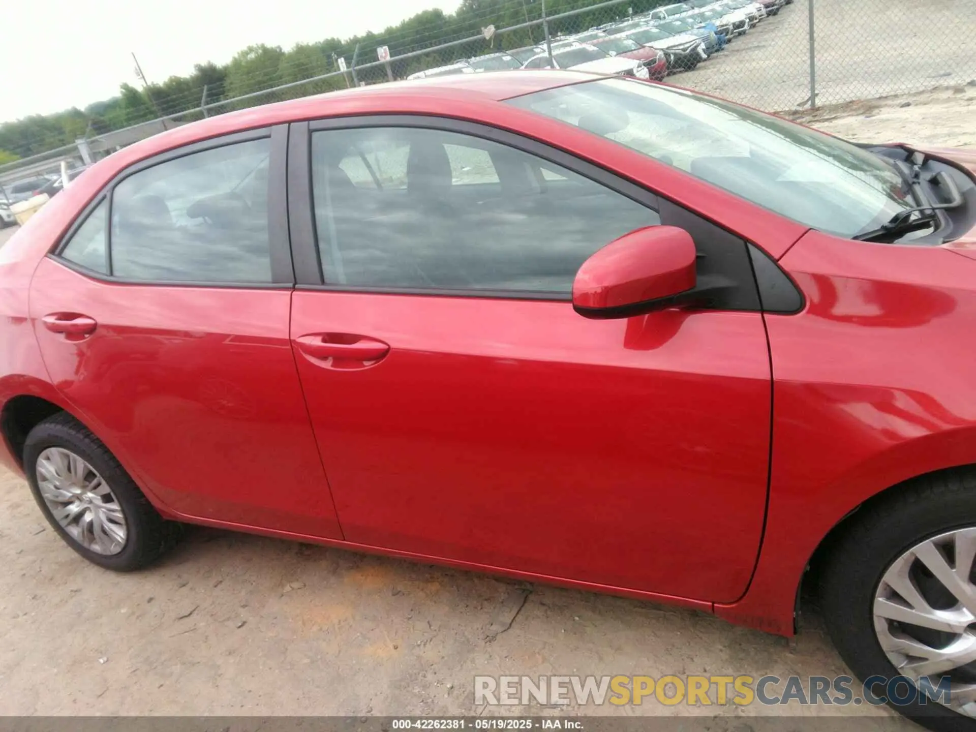 13 fotografías del automóvil dañado 2T1BURHE0KC212830 TOYOTA COROLLA 2019