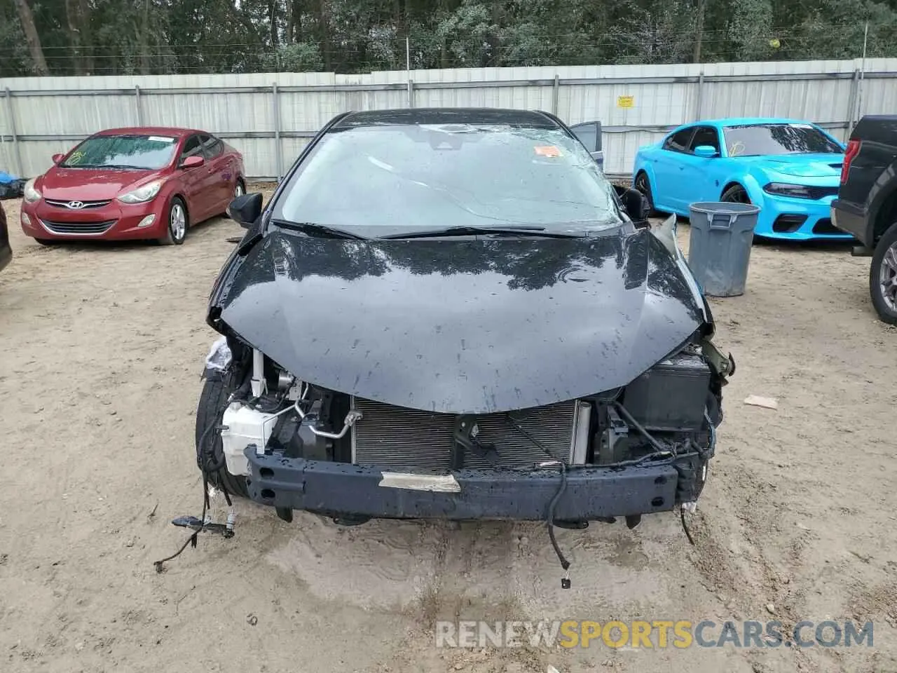 5 fotografías del automóvil dañado 2T1BURHE0KC214609 TOYOTA COROLLA 2019