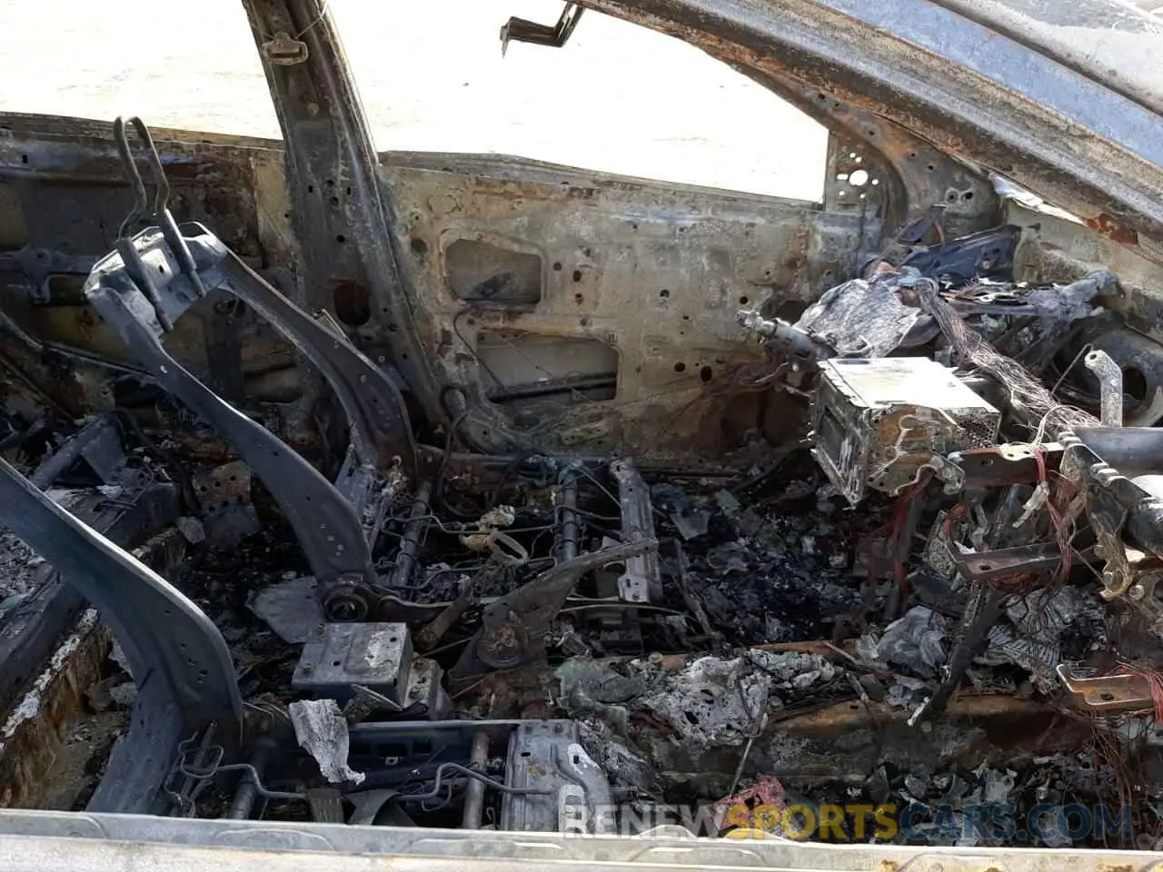 5 fotografías del automóvil dañado 2T1BURHE0KC229711 TOYOTA COROLLA 2019