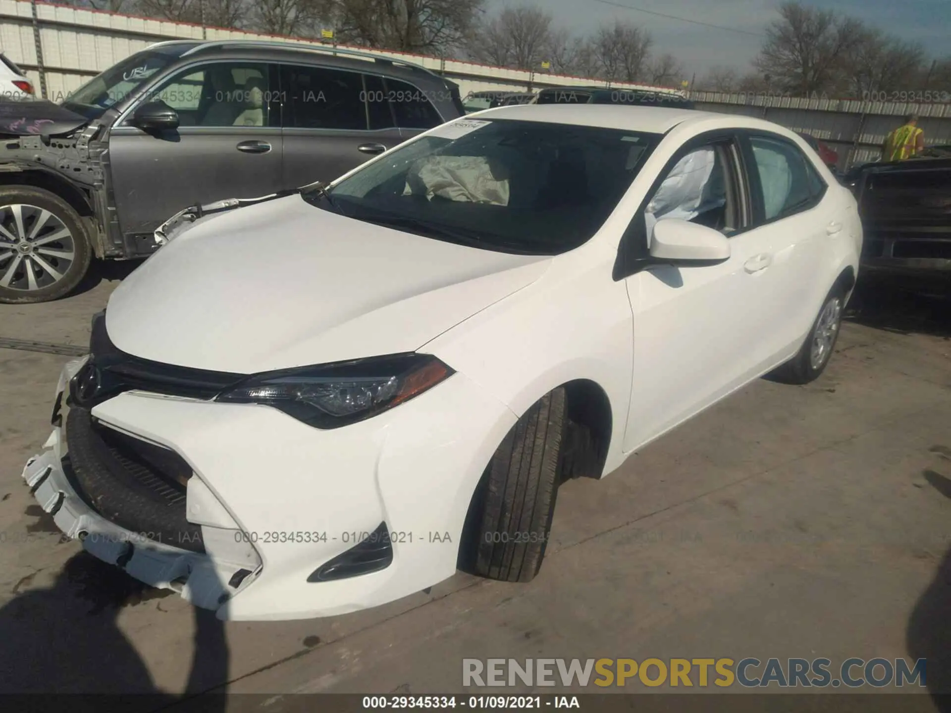 2 fotografías del automóvil dañado 2T1BURHE0KC230664 TOYOTA COROLLA 2019