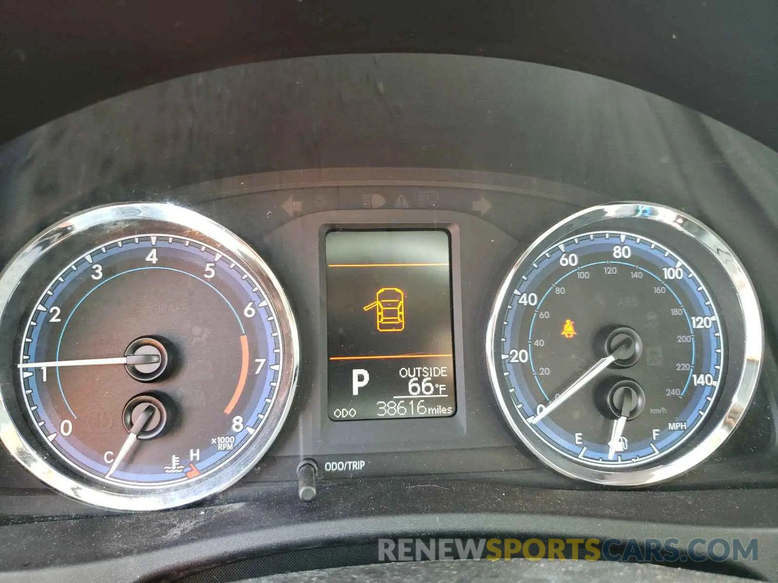8 fotografías del automóvil dañado 2T1BURHE0KC234147 TOYOTA COROLLA 2019