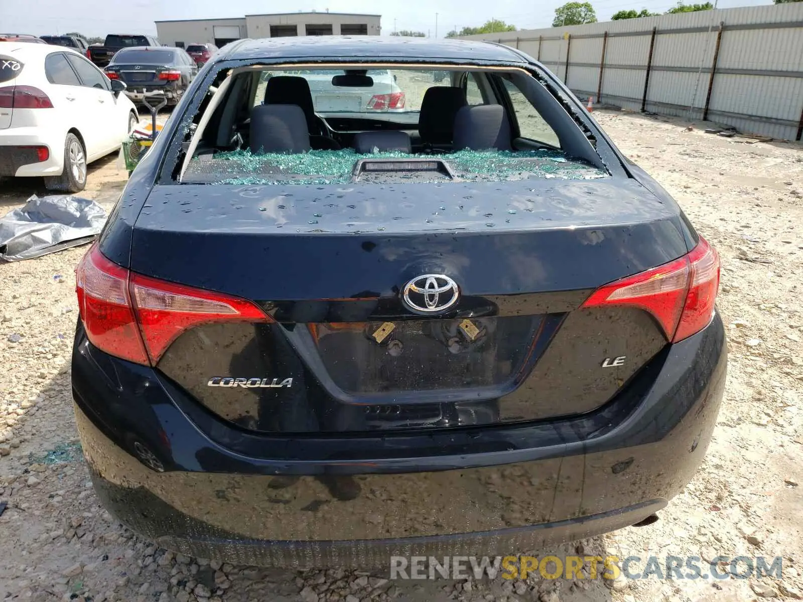 9 fotografías del automóvil dañado 2T1BURHE0KC234147 TOYOTA COROLLA 2019