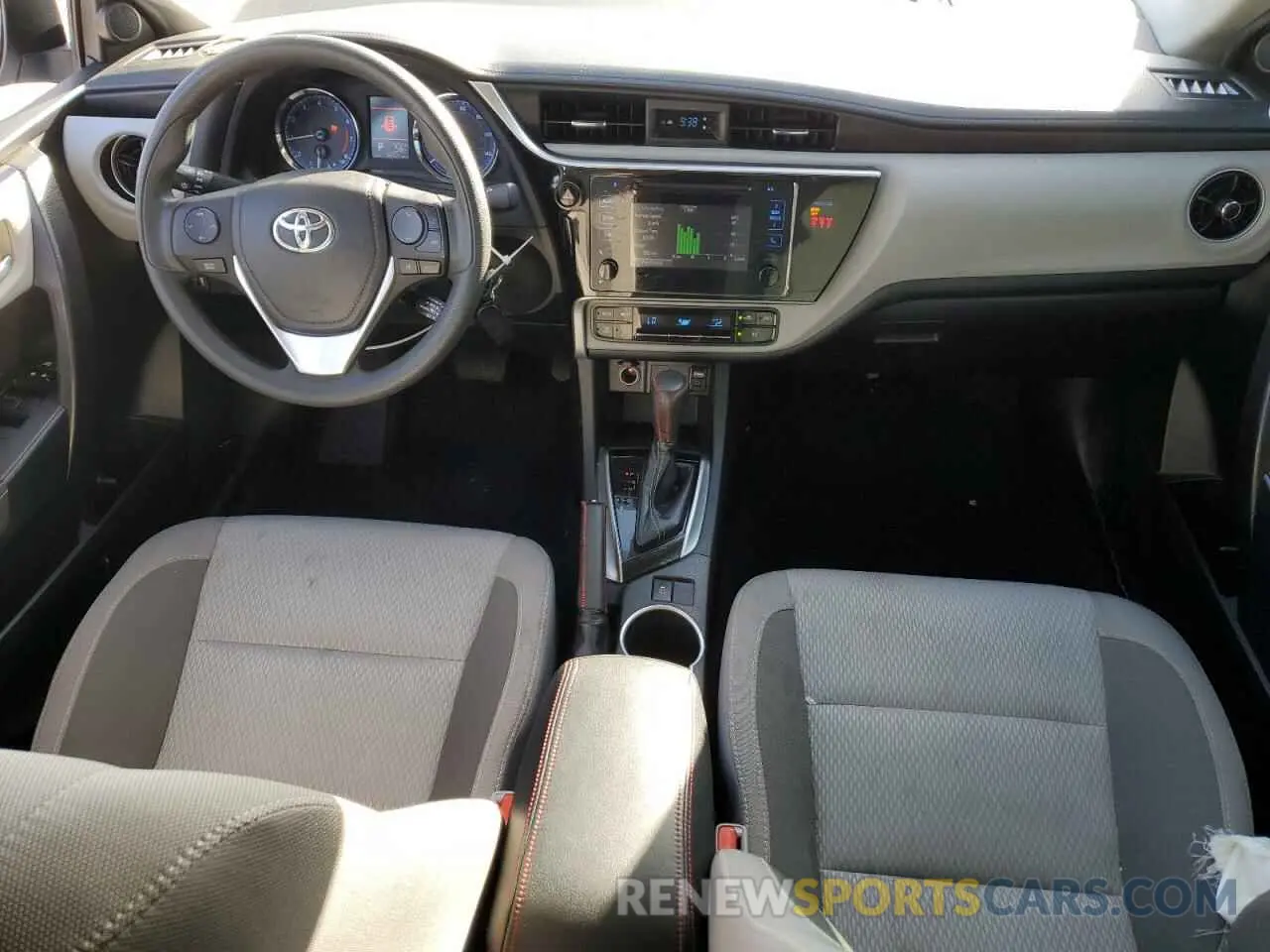 8 fotografías del automóvil dañado 2T1BURHE0KC237999 TOYOTA COROLLA 2019