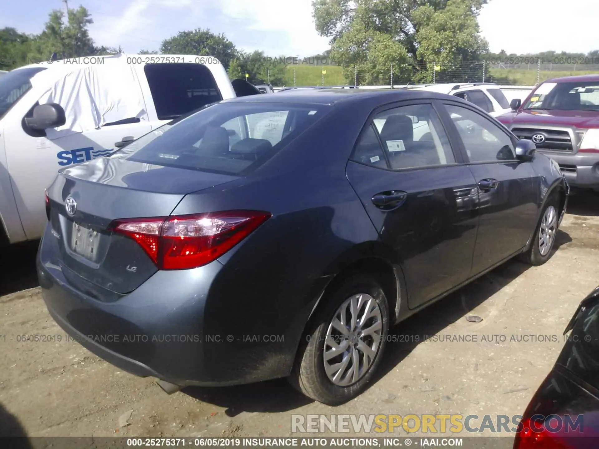 4 fotografías del automóvil dañado 2T1BURHE0KC242572 TOYOTA COROLLA 2019
