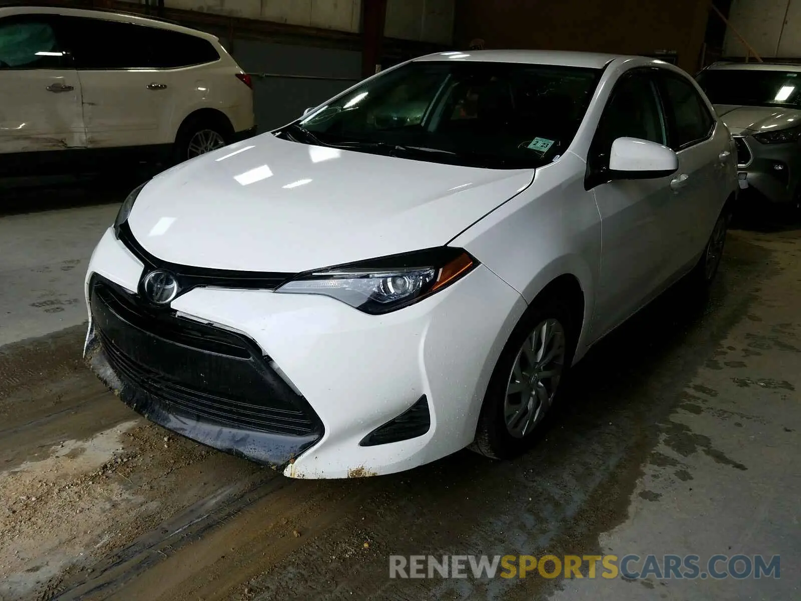 2 fotografías del automóvil dañado 2T1BURHE0KC243074 TOYOTA COROLLA 2019