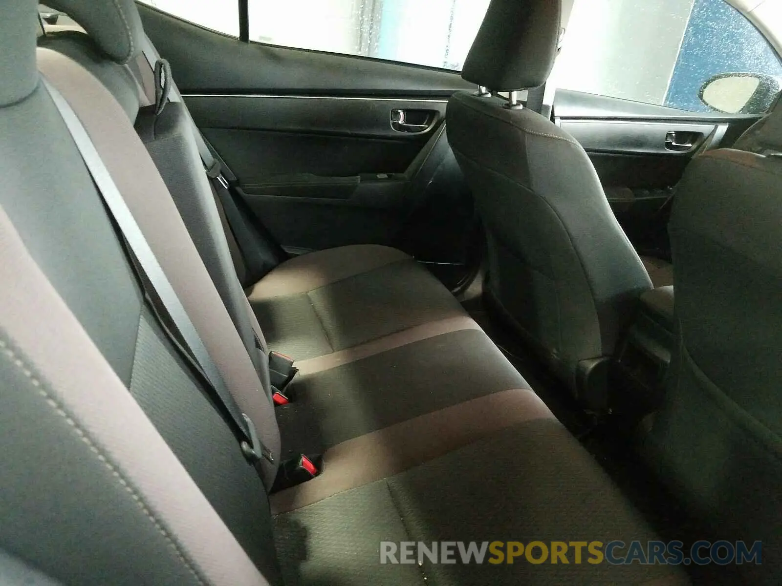 6 fotografías del automóvil dañado 2T1BURHE0KC243074 TOYOTA COROLLA 2019