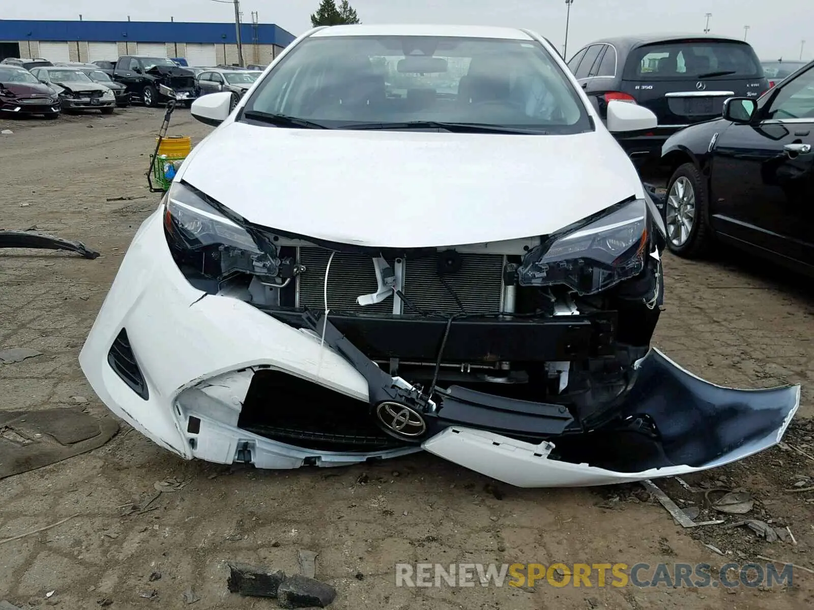 10 fotografías del automóvil dañado 2T1BURHE1KC126281 TOYOTA COROLLA 2019