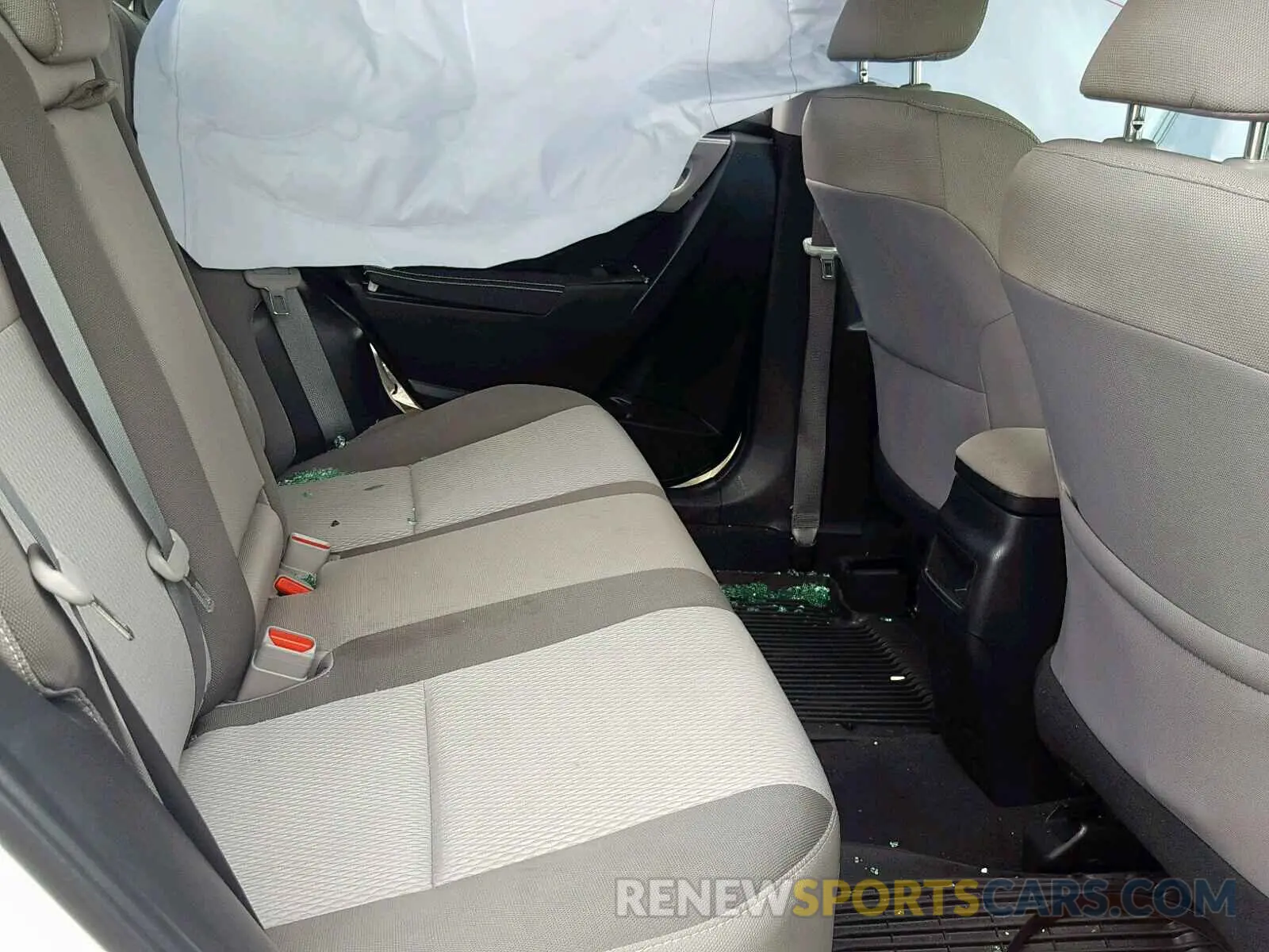 6 fotografías del automóvil dañado 2T1BURHE1KC126281 TOYOTA COROLLA 2019