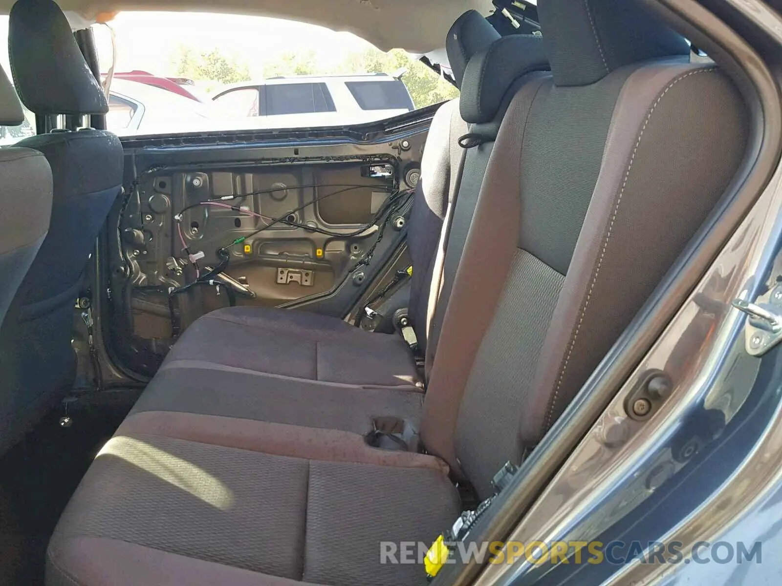6 fotografías del automóvil dañado 2T1BURHE1KC129858 TOYOTA COROLLA 2019