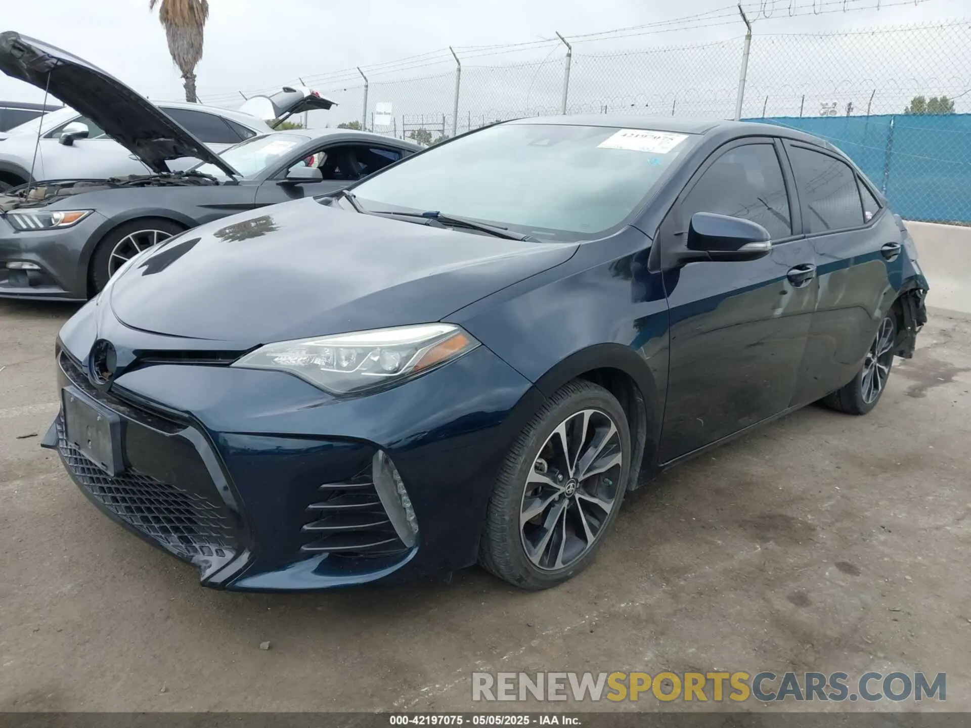 2 fotografías del automóvil dañado 2T1BURHE1KC132906 TOYOTA COROLLA 2019
