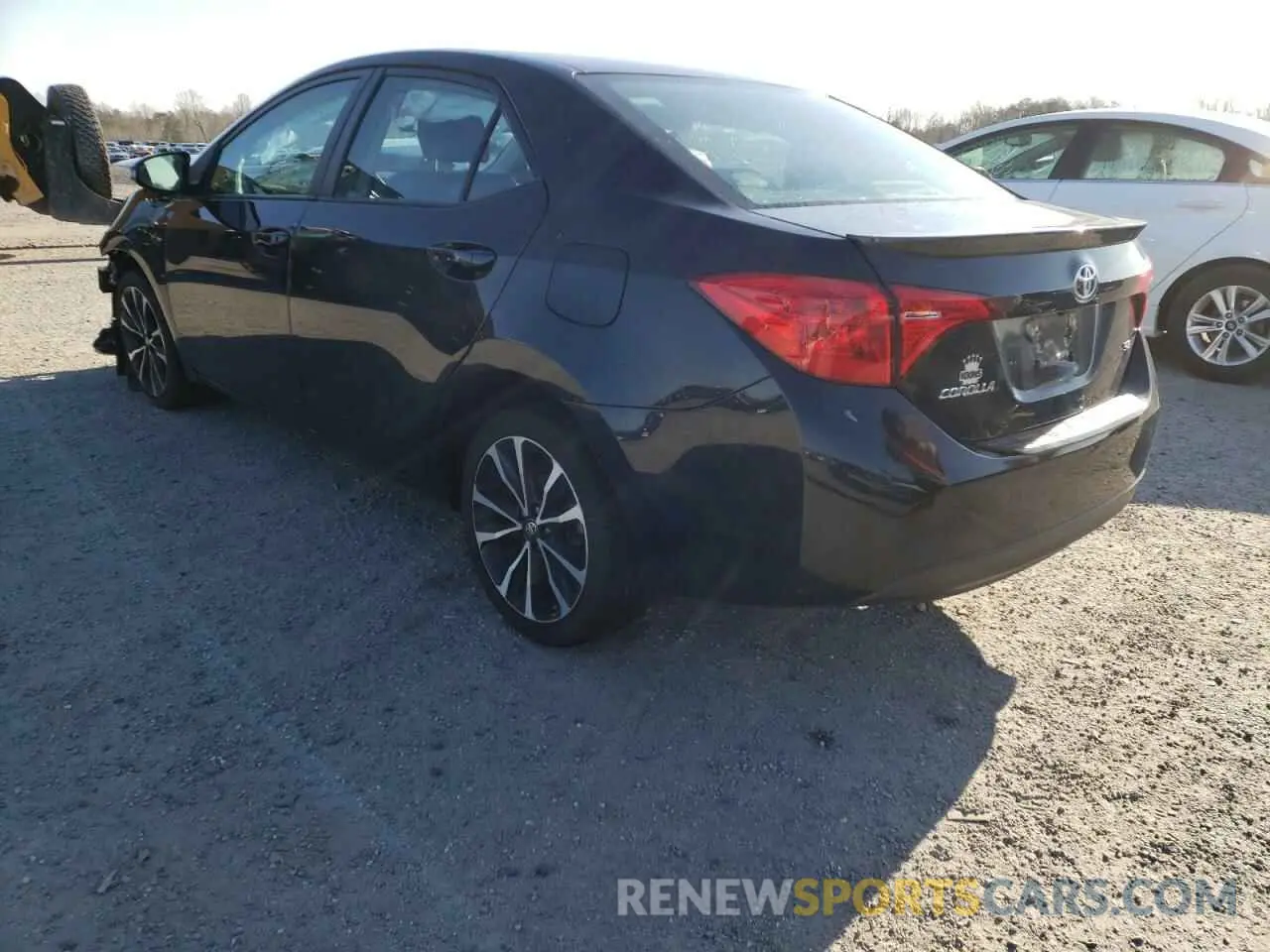 3 fotografías del automóvil dañado 2T1BURHE1KC145624 TOYOTA COROLLA 2019