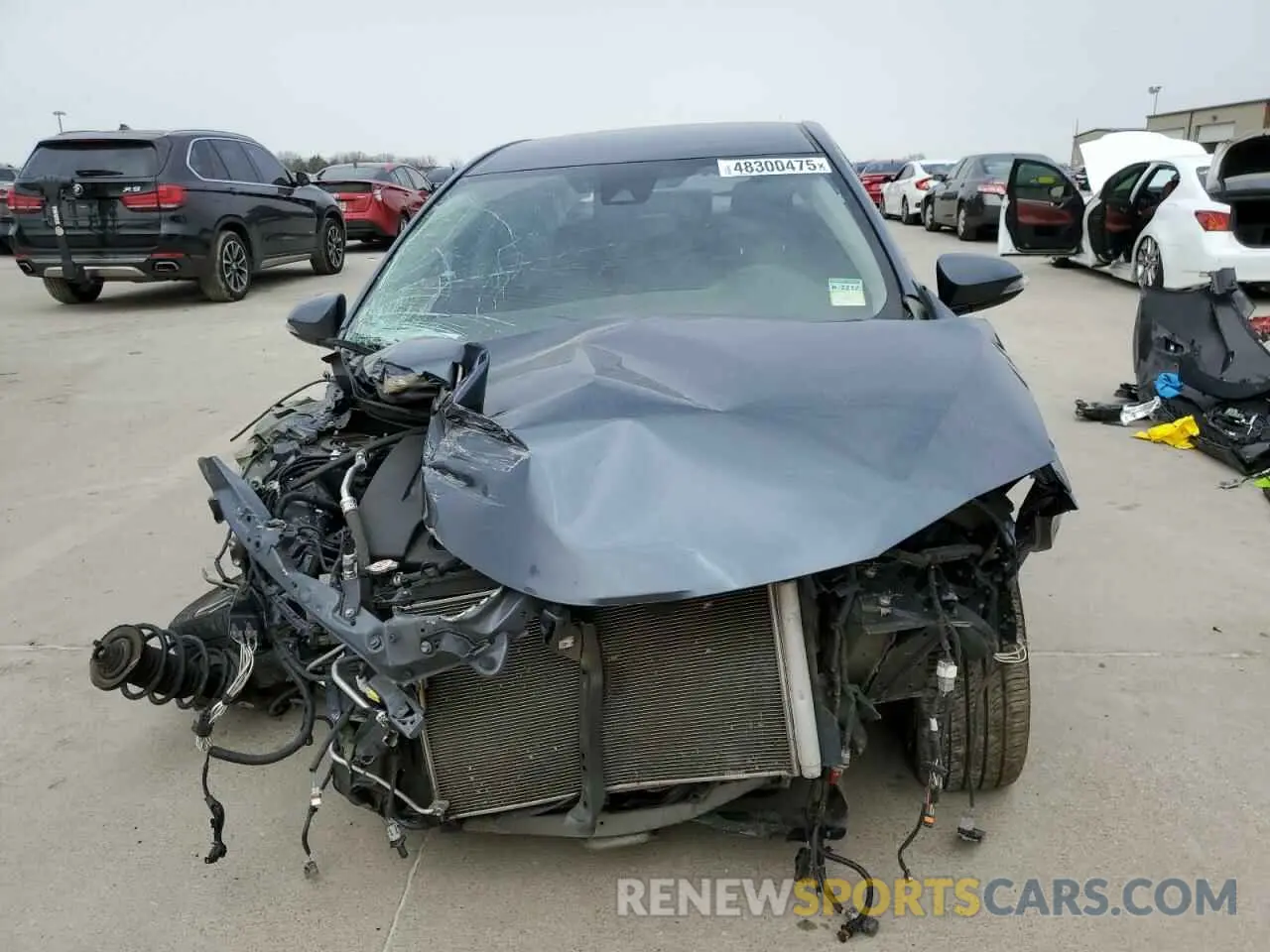 5 fotografías del automóvil dañado 2T1BURHE1KC152718 TOYOTA COROLLA 2019