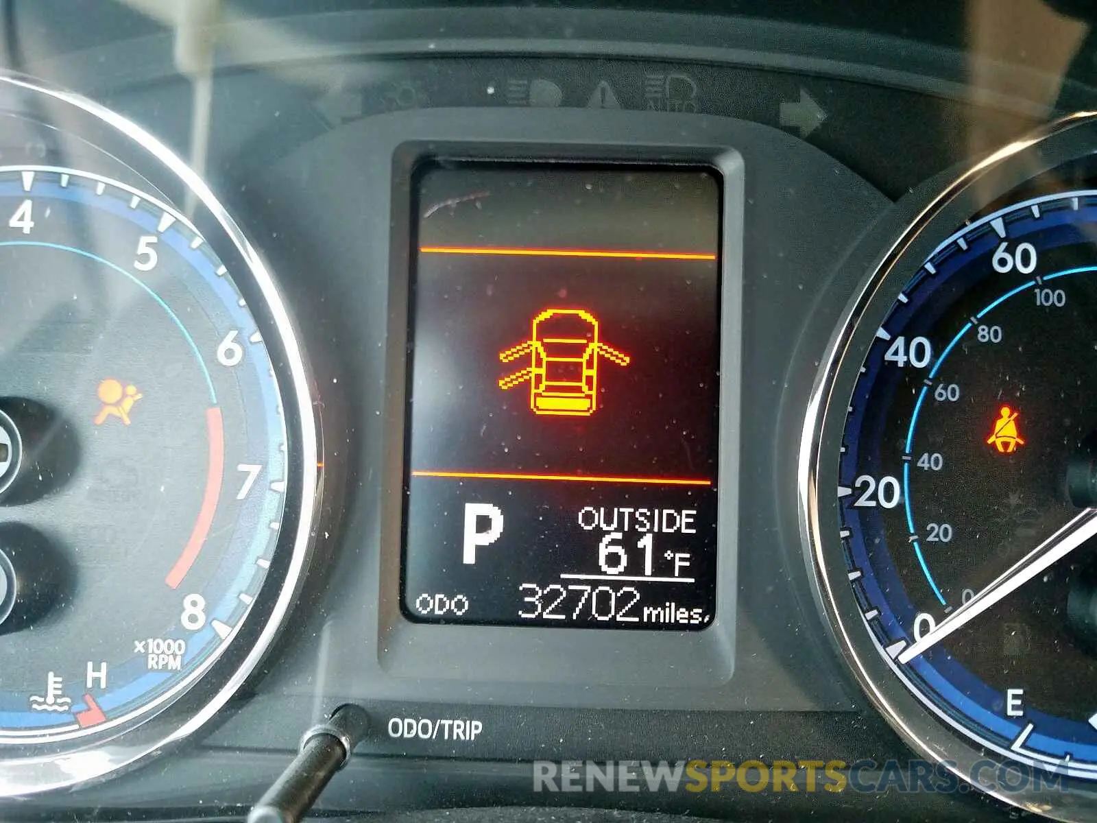 8 fotografías del automóvil dañado 2T1BURHE1KC153321 TOYOTA COROLLA 2019