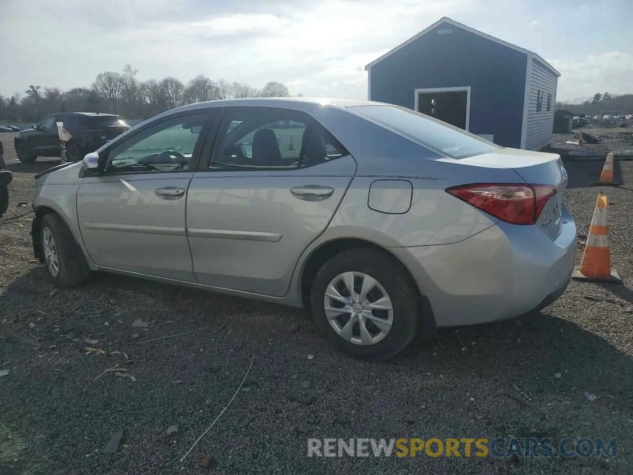 2 fotografías del automóvil dañado 2T1BURHE1KC154095 TOYOTA COROLLA 2019