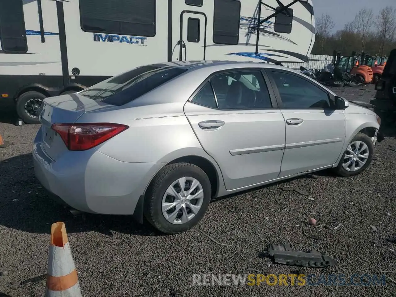 3 fotografías del automóvil dañado 2T1BURHE1KC154095 TOYOTA COROLLA 2019