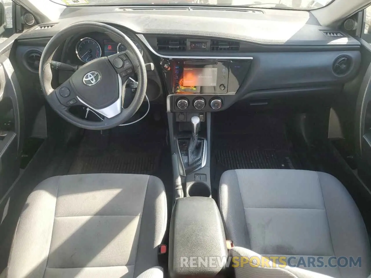 8 fotografías del automóvil dañado 2T1BURHE1KC154095 TOYOTA COROLLA 2019