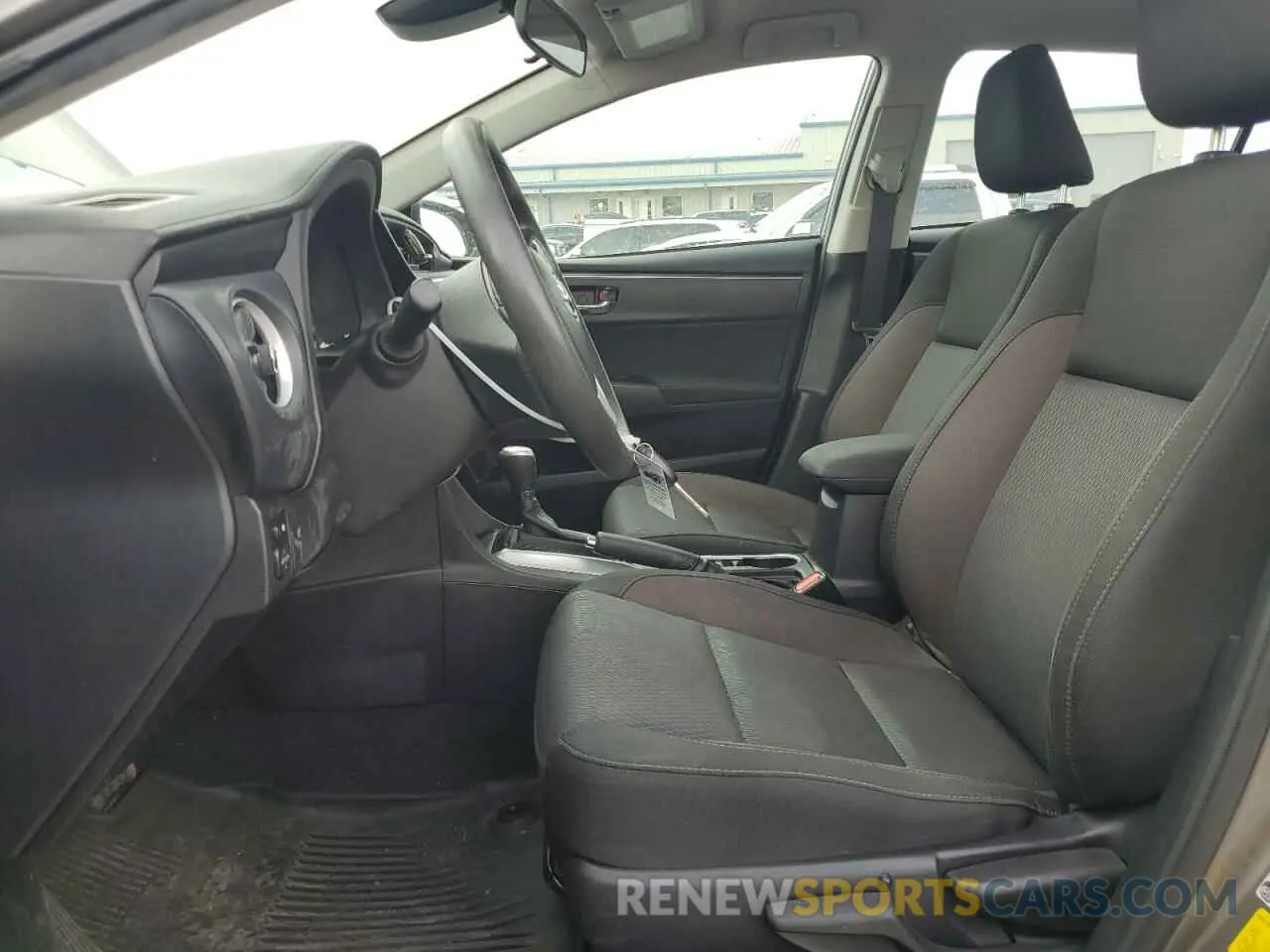 7 fotografías del automóvil dañado 2T1BURHE1KC154338 TOYOTA COROLLA 2019