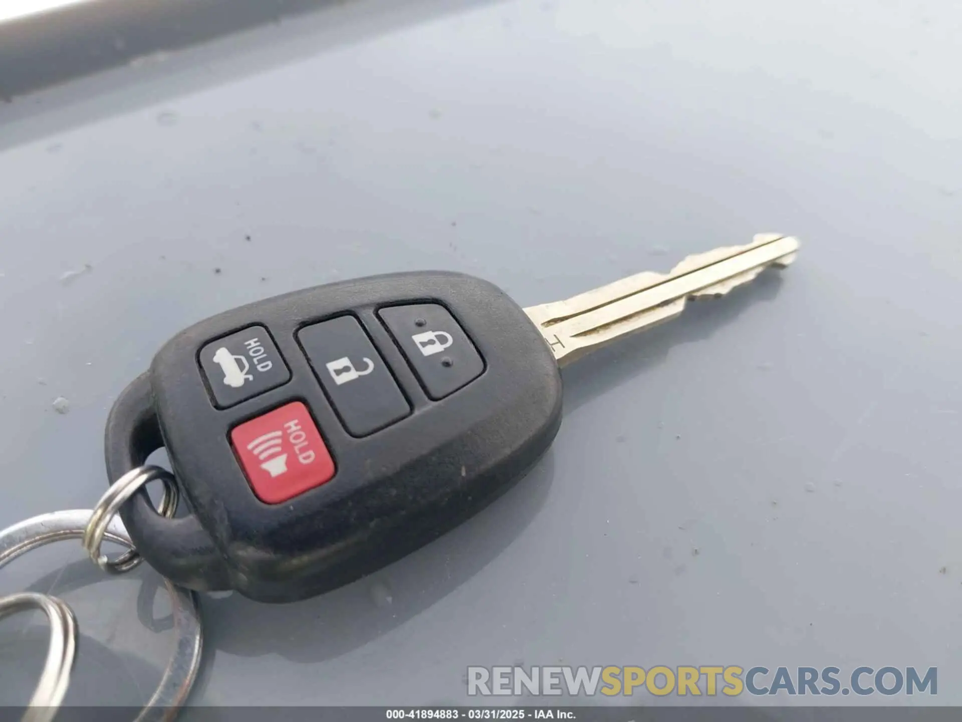 11 fotografías del automóvil dañado 2T1BURHE1KC163721 TOYOTA COROLLA 2019