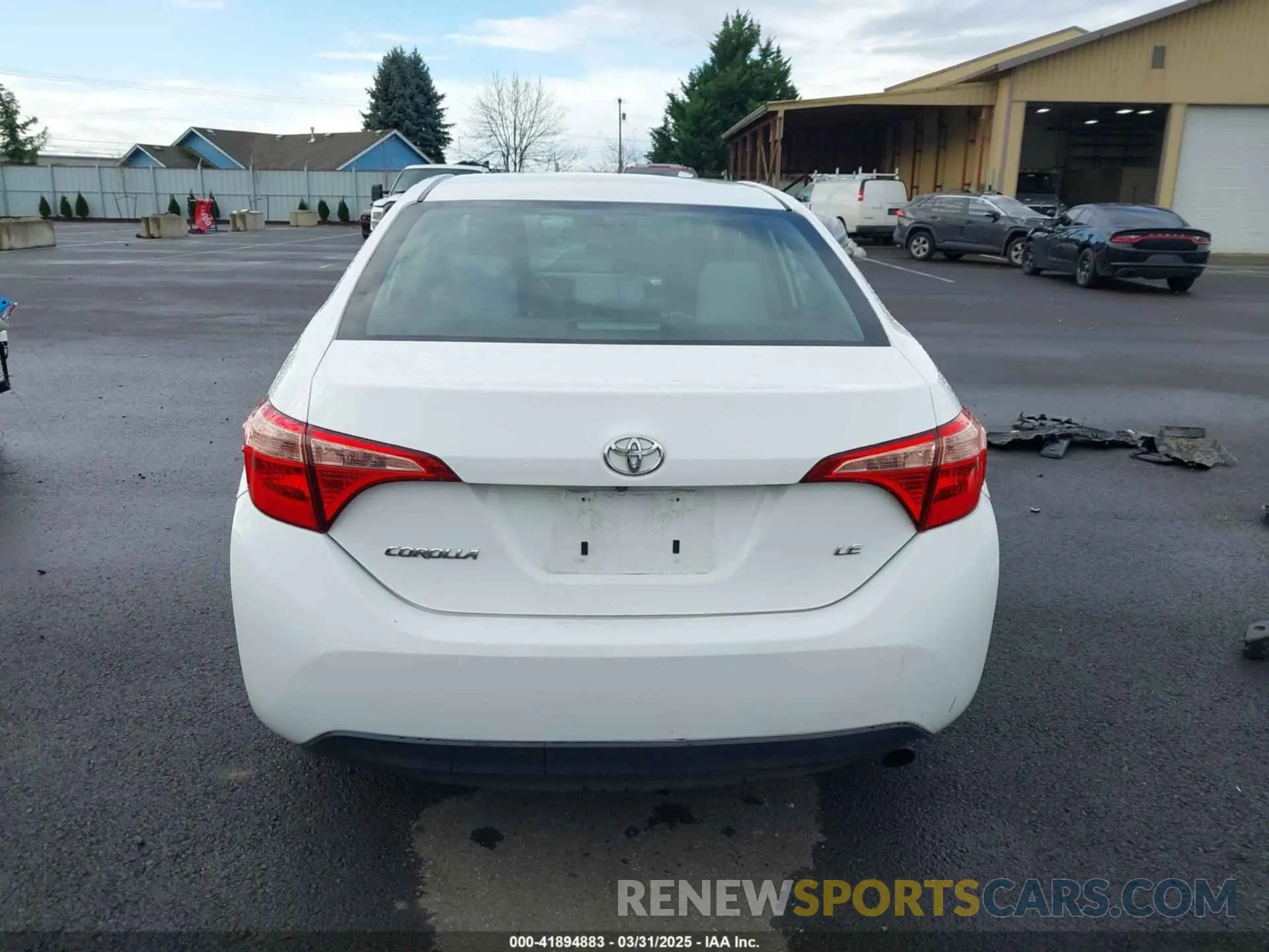 17 fotografías del automóvil dañado 2T1BURHE1KC163721 TOYOTA COROLLA 2019