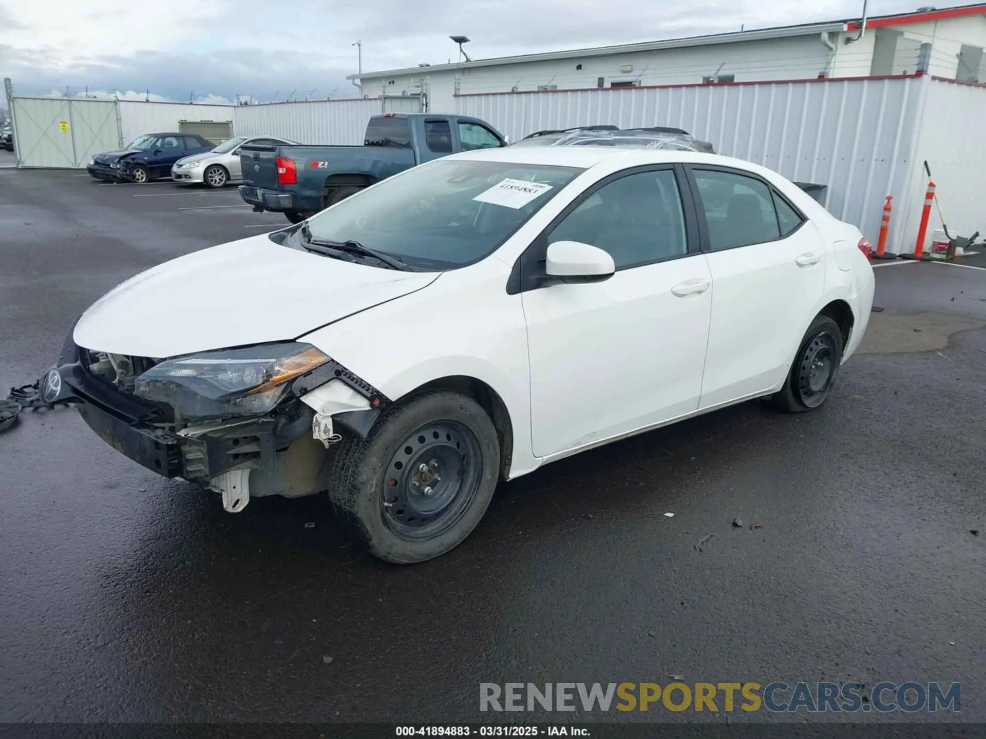 2 fotografías del automóvil dañado 2T1BURHE1KC163721 TOYOTA COROLLA 2019