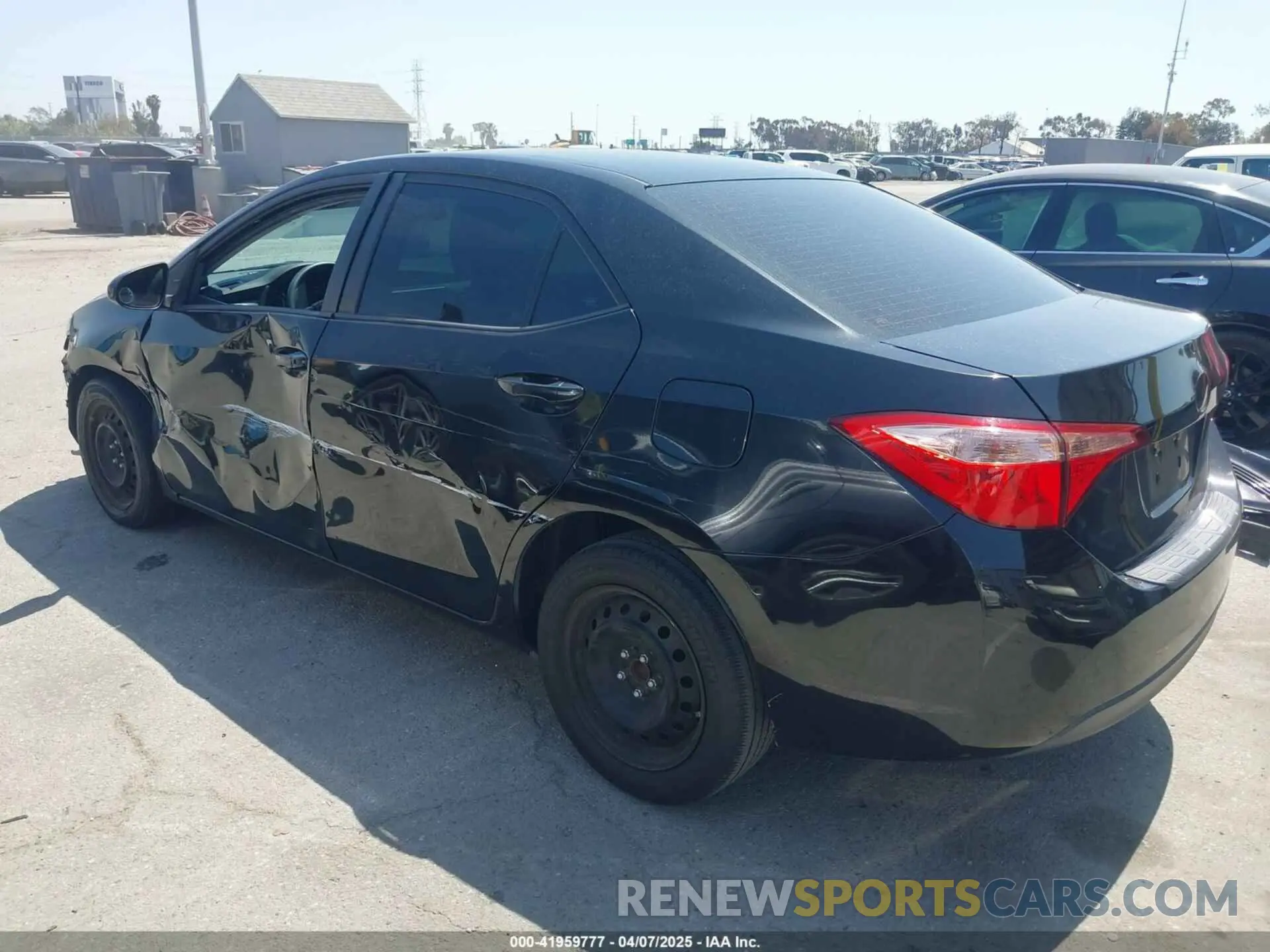14 fotografías del automóvil dañado 2T1BURHE1KC166800 TOYOTA COROLLA 2019