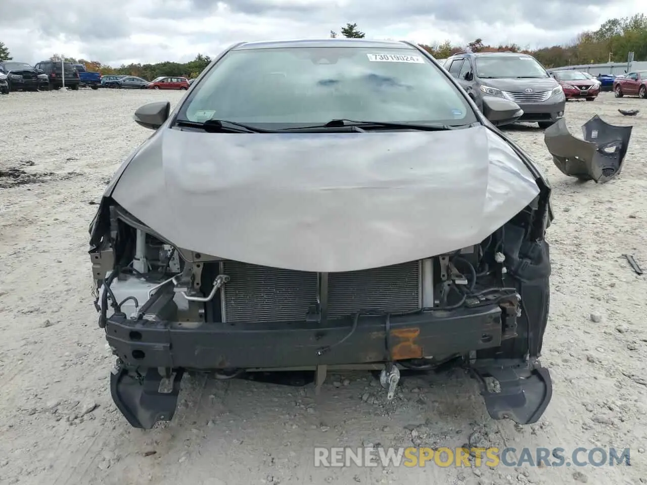 5 fotografías del automóvil dañado 2T1BURHE1KC169714 TOYOTA COROLLA 2019