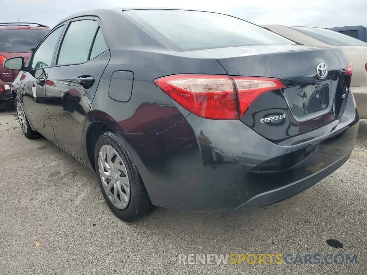 3 fotografías del automóvil dañado 2T1BURHE1KC174069 TOYOTA COROLLA 2019