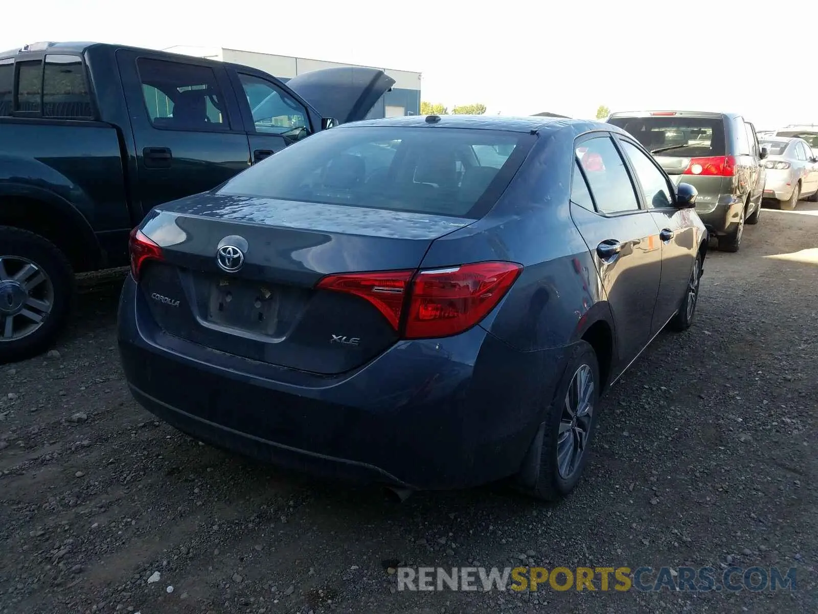 4 fotografías del automóvil dañado 2T1BURHE1KC179529 TOYOTA COROLLA 2019