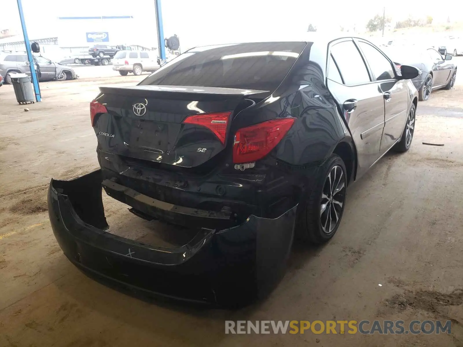 4 fotografías del automóvil dañado 2T1BURHE1KC180938 TOYOTA COROLLA 2019