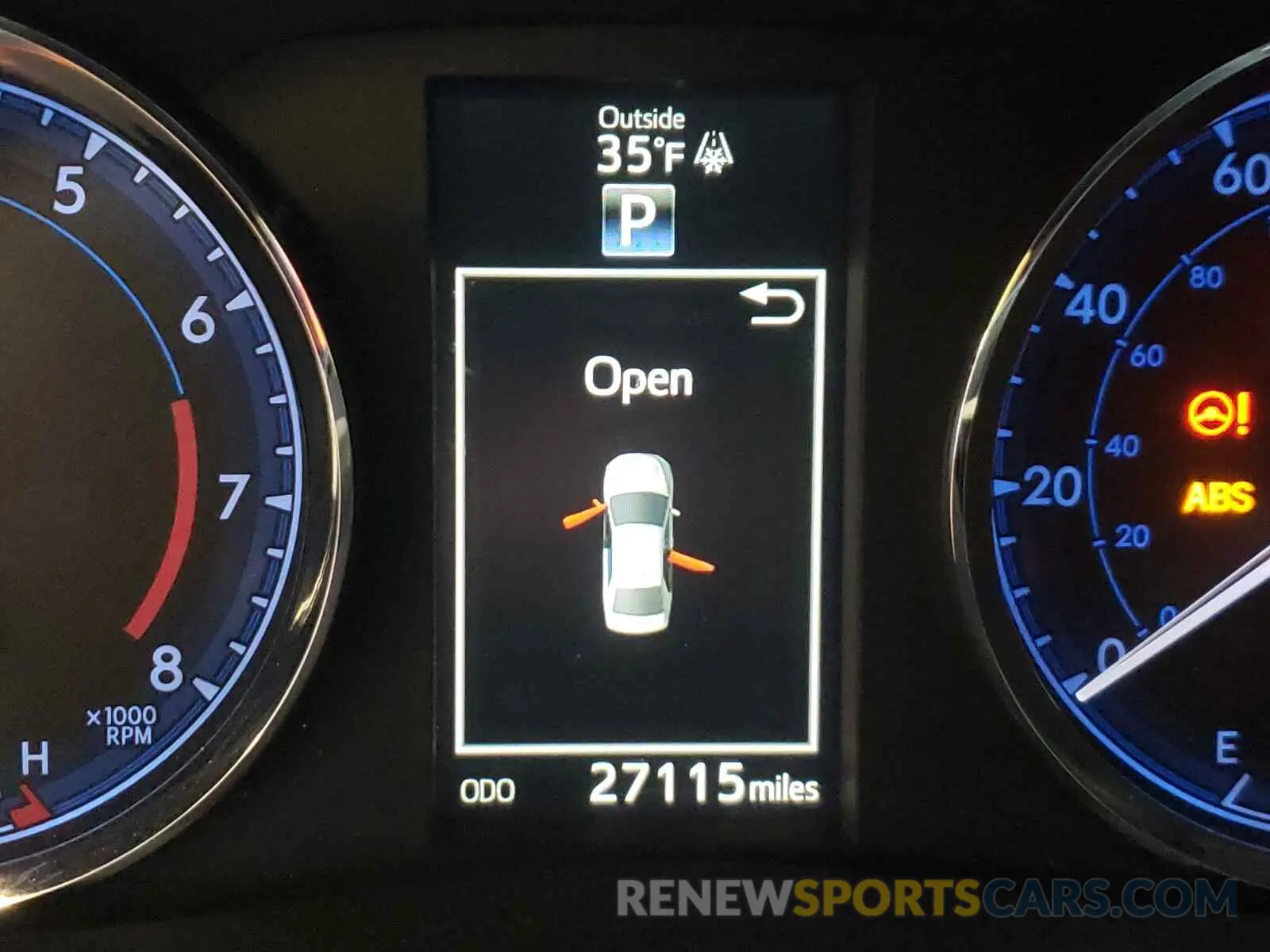 8 fotografías del automóvil dañado 2T1BURHE1KC180938 TOYOTA COROLLA 2019