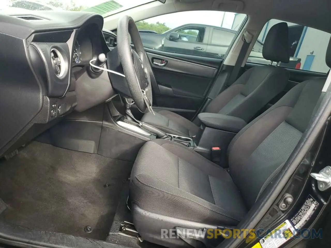 7 fotografías del automóvil dañado 2T1BURHE1KC186691 TOYOTA COROLLA 2019
