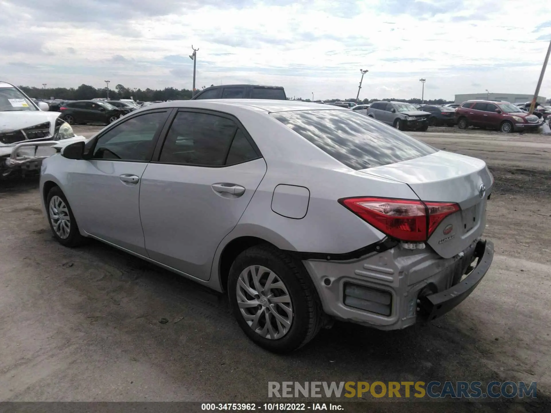 3 fotografías del automóvil dañado 2T1BURHE1KC194600 TOYOTA COROLLA 2019
