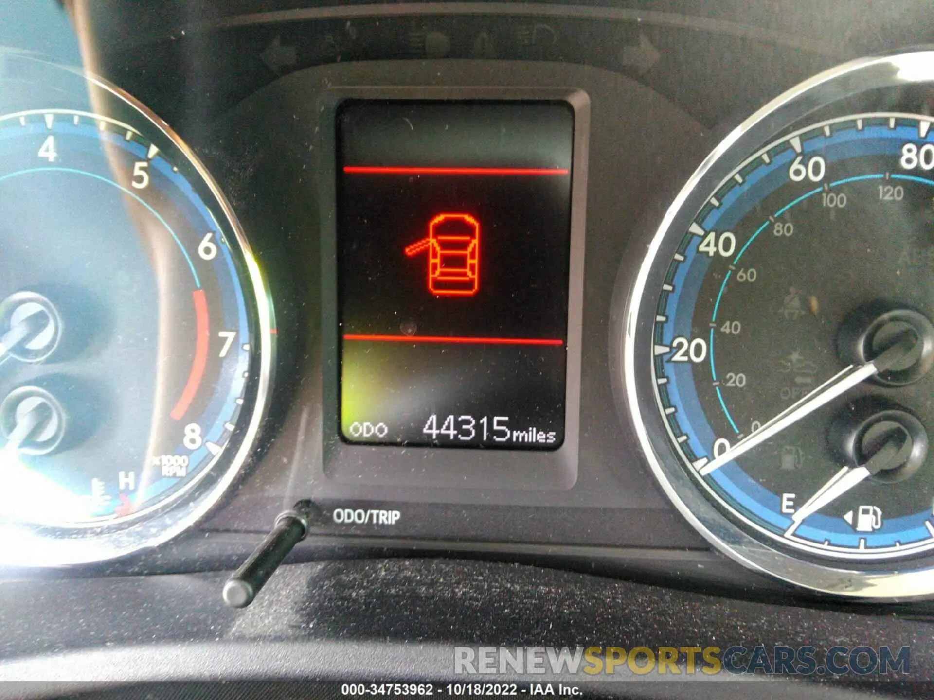 7 fotografías del automóvil dañado 2T1BURHE1KC194600 TOYOTA COROLLA 2019