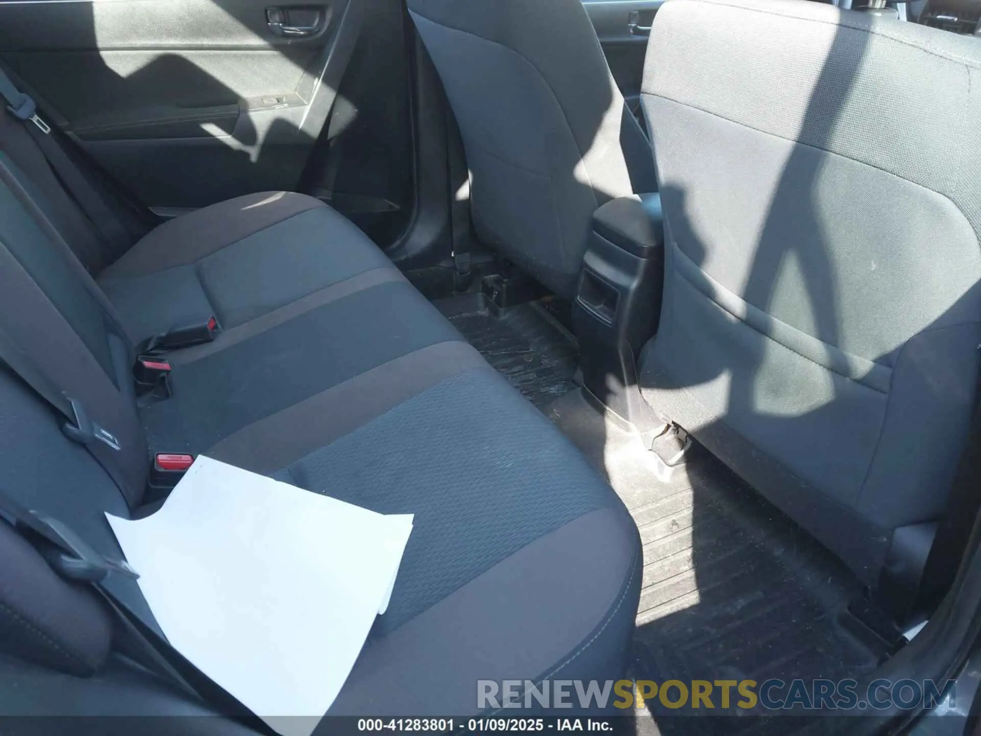 8 fotografías del automóvil dañado 2T1BURHE1KC216062 TOYOTA COROLLA 2019