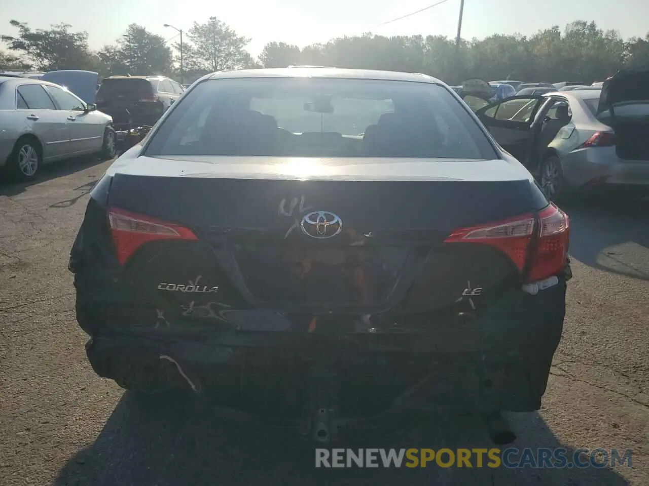 6 fotografías del automóvil dañado 2T1BURHE1KC225652 TOYOTA COROLLA 2019