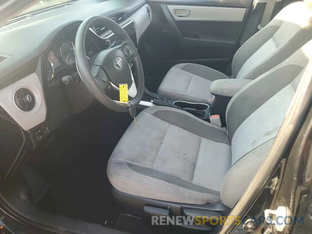 7 fotografías del automóvil dañado 2T1BURHE1KC225652 TOYOTA COROLLA 2019