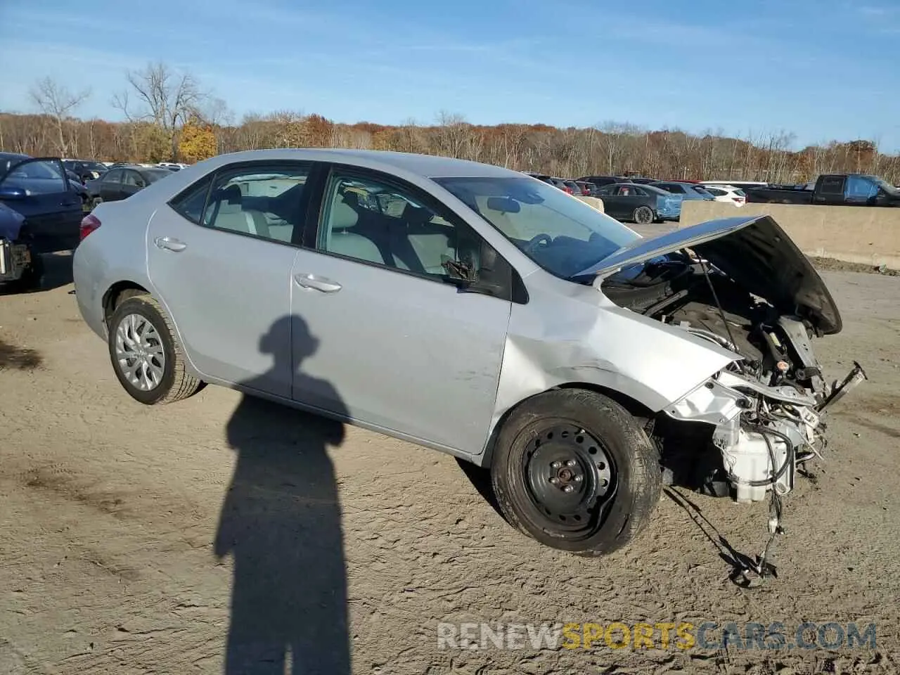 4 fotografías del automóvil dañado 2T1BURHE1KC226235 TOYOTA COROLLA 2019