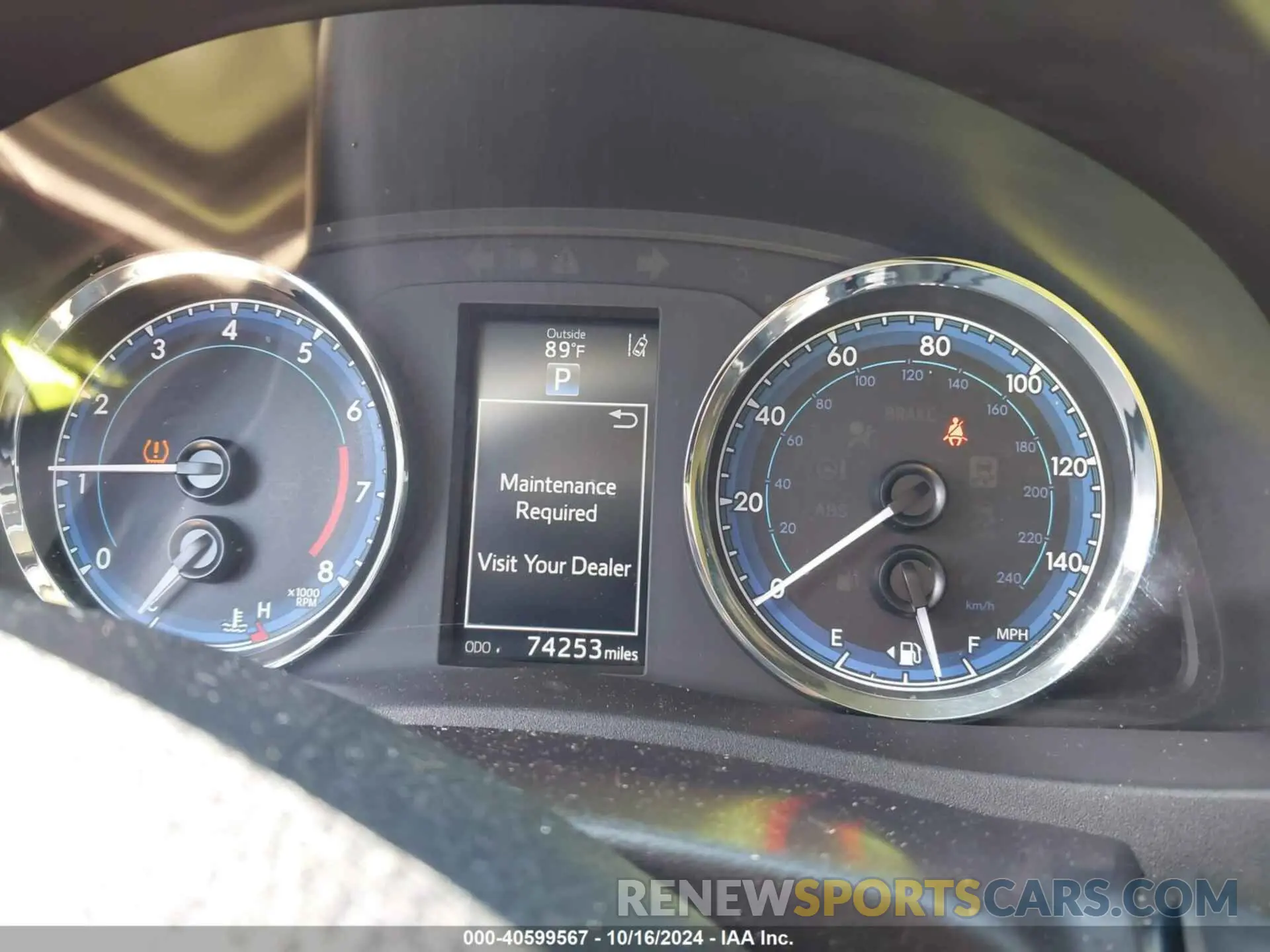 15 fotografías del automóvil dañado 2T1BURHE1KC226865 TOYOTA COROLLA 2019