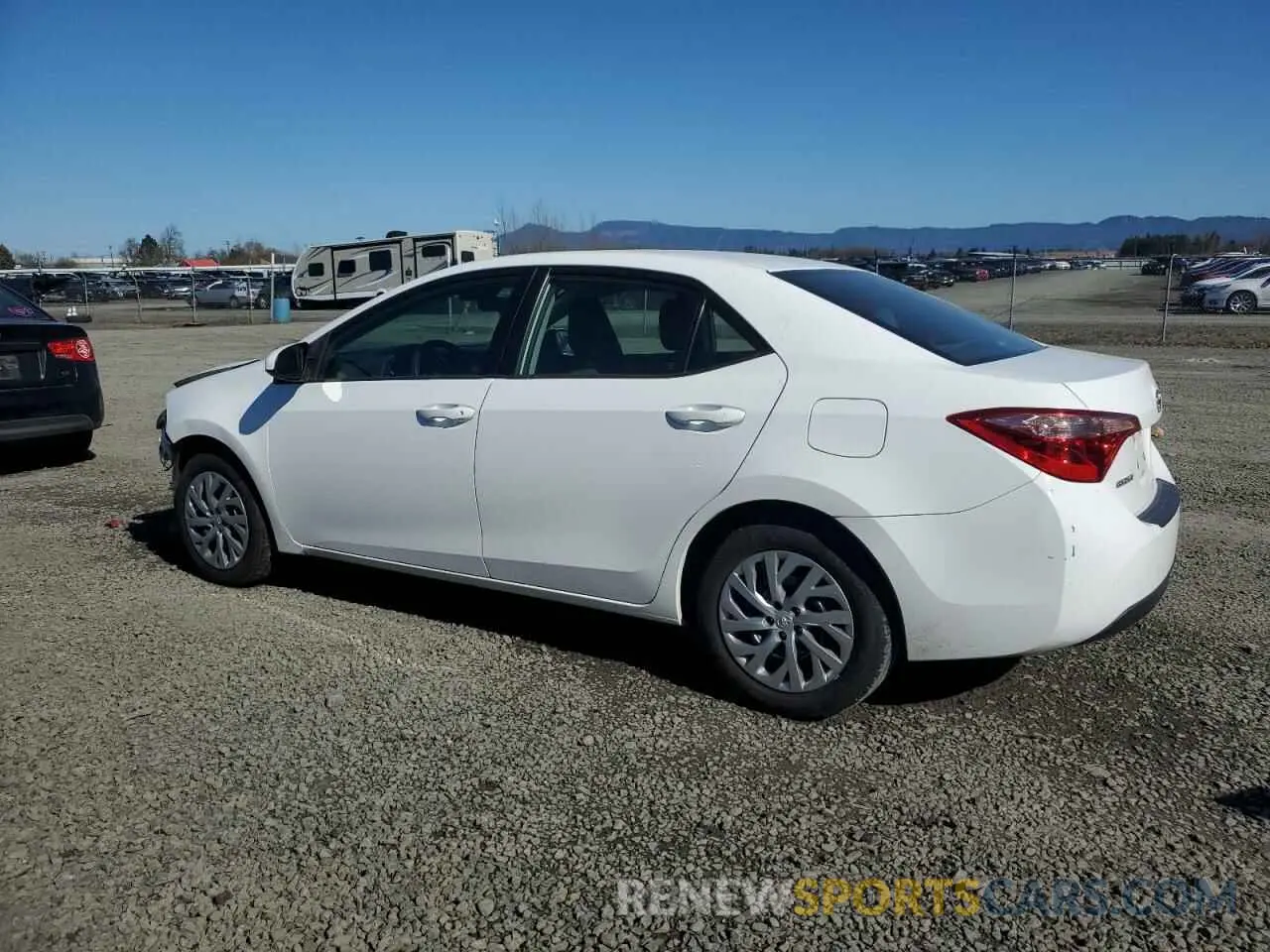 2 fotografías del automóvil dañado 2T1BURHE1KC229586 TOYOTA COROLLA 2019