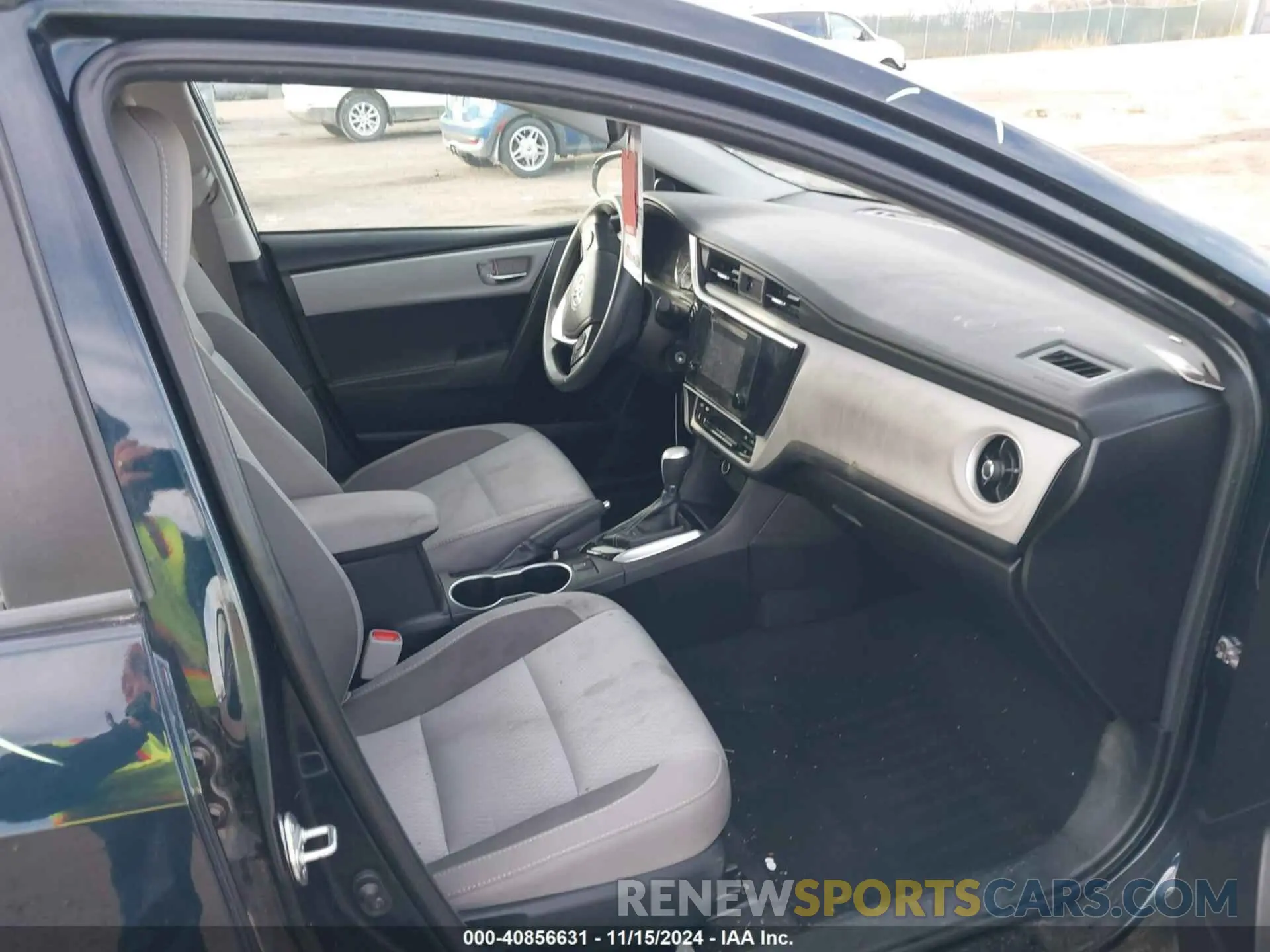 5 fotografías del automóvil dañado 2T1BURHE1KC233637 TOYOTA COROLLA 2019