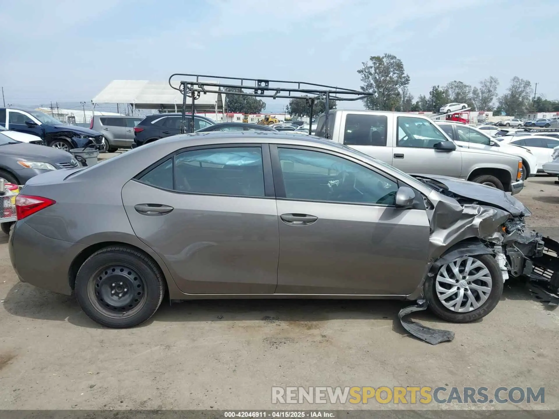 14 fotografías del automóvil dañado 2T1BURHE2KC127455 TOYOTA COROLLA 2019
