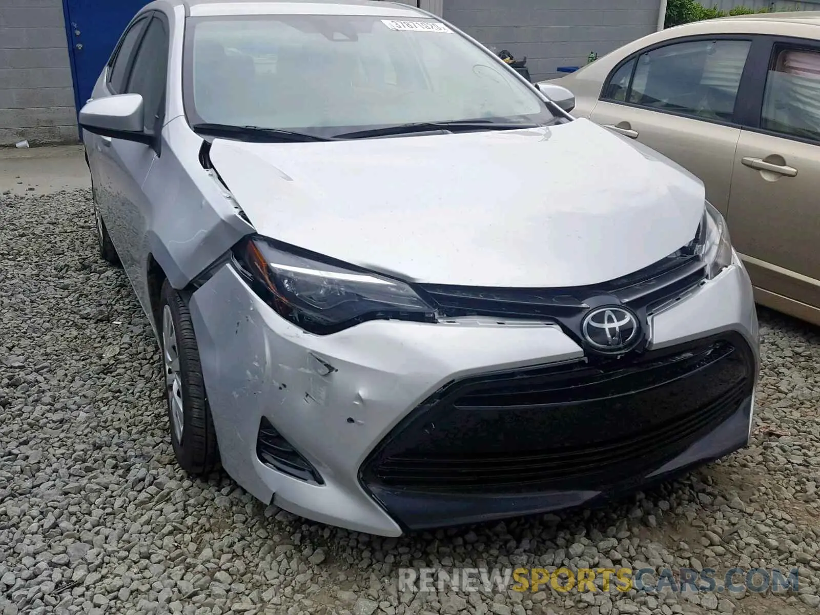 9 fotografías del automóvil dañado 2T1BURHE2KC130453 TOYOTA COROLLA 2019