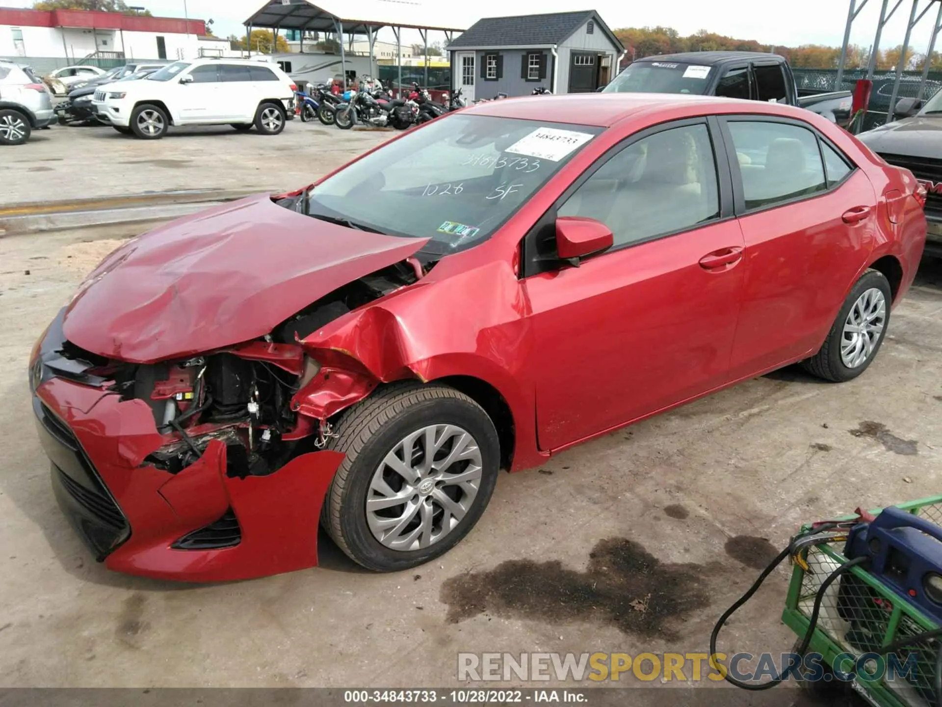 2 fotografías del automóvil dañado 2T1BURHE2KC131683 TOYOTA COROLLA 2019