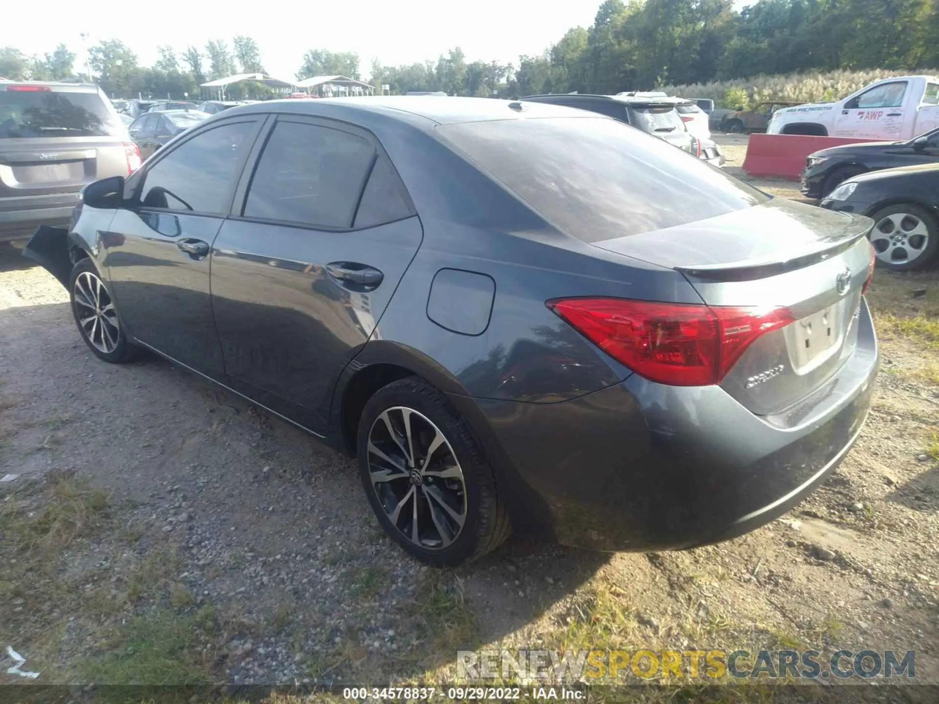 3 fotografías del automóvil dañado 2T1BURHE2KC132008 TOYOTA COROLLA 2019