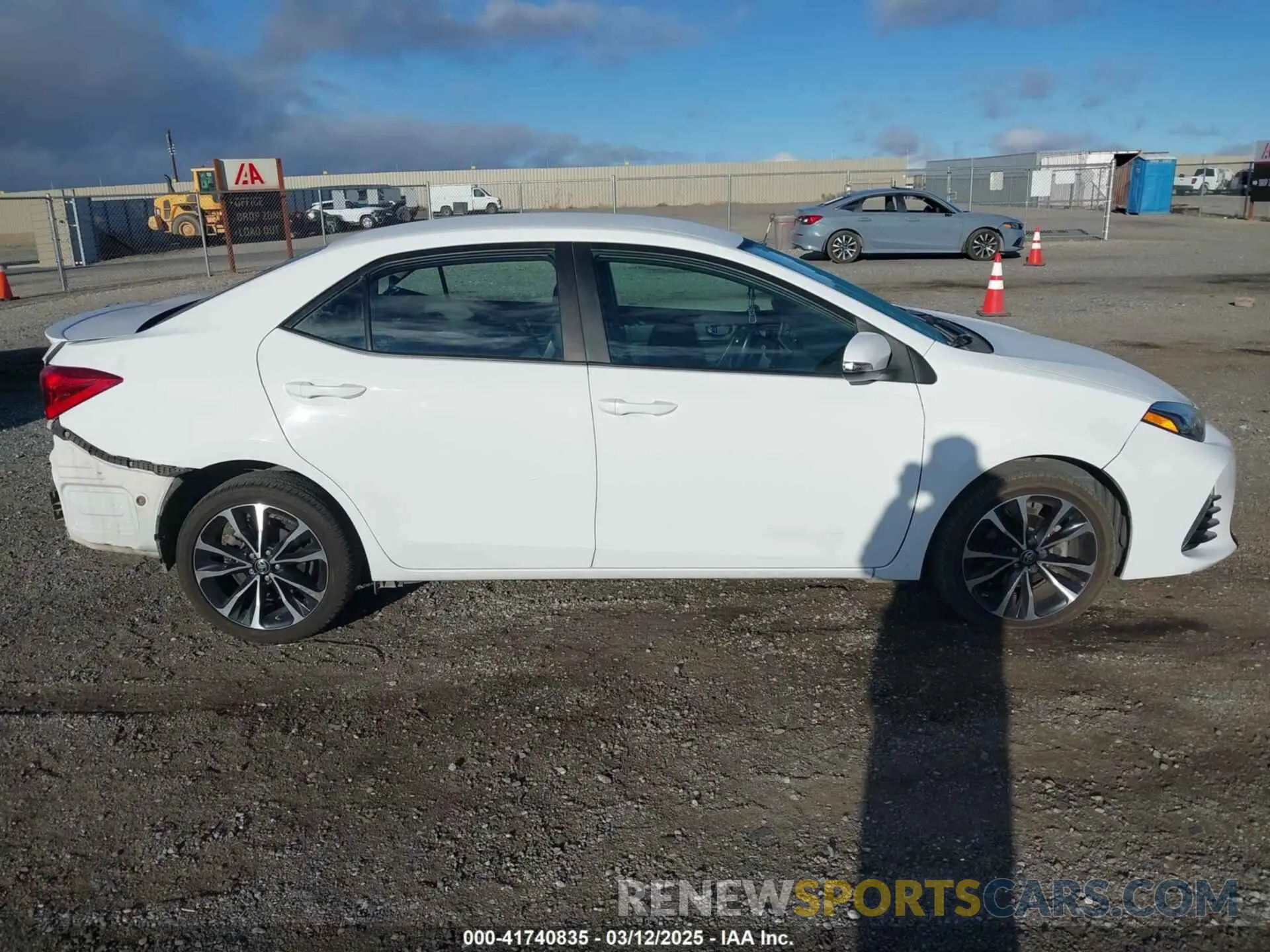 14 fotografías del automóvil dañado 2T1BURHE2KC133594 TOYOTA COROLLA 2019
