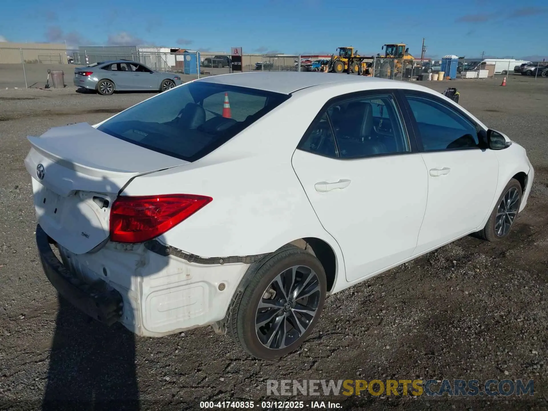 4 fotografías del automóvil dañado 2T1BURHE2KC133594 TOYOTA COROLLA 2019