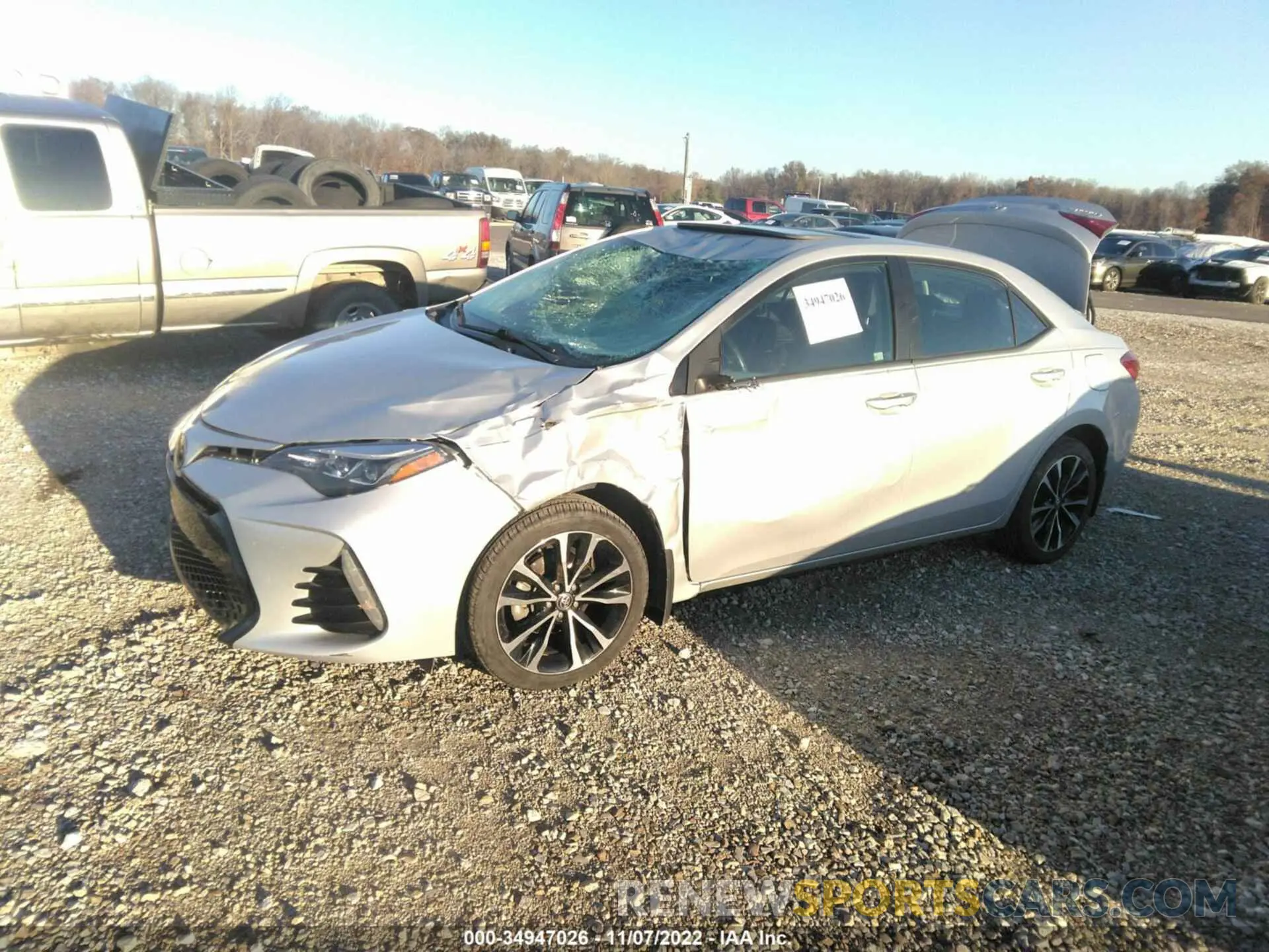 2 fotografías del automóvil dañado 2T1BURHE2KC133921 TOYOTA COROLLA 2019