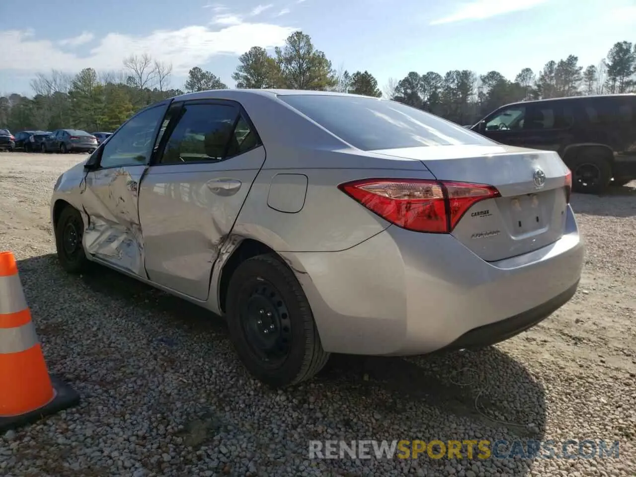 3 fotografías del automóvil dañado 2T1BURHE2KC145793 TOYOTA COROLLA 2019