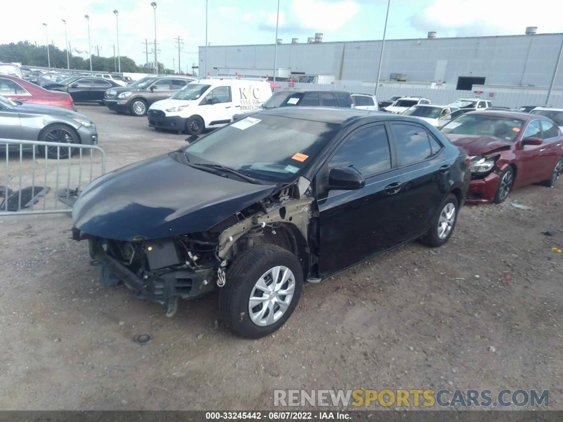 2 fotografías del automóvil dañado 2T1BURHE2KC147219 TOYOTA COROLLA 2019